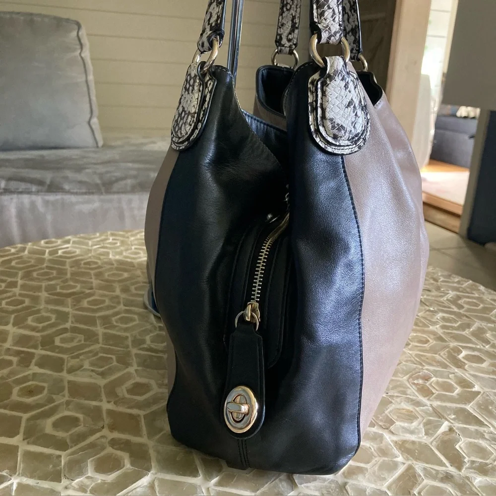 Coach Edie 31 Color-Blocked Shoulder Bag in natural/black